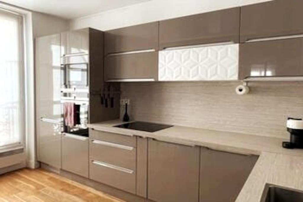 Place Des Vosges, 1 4 P Apartment Paris