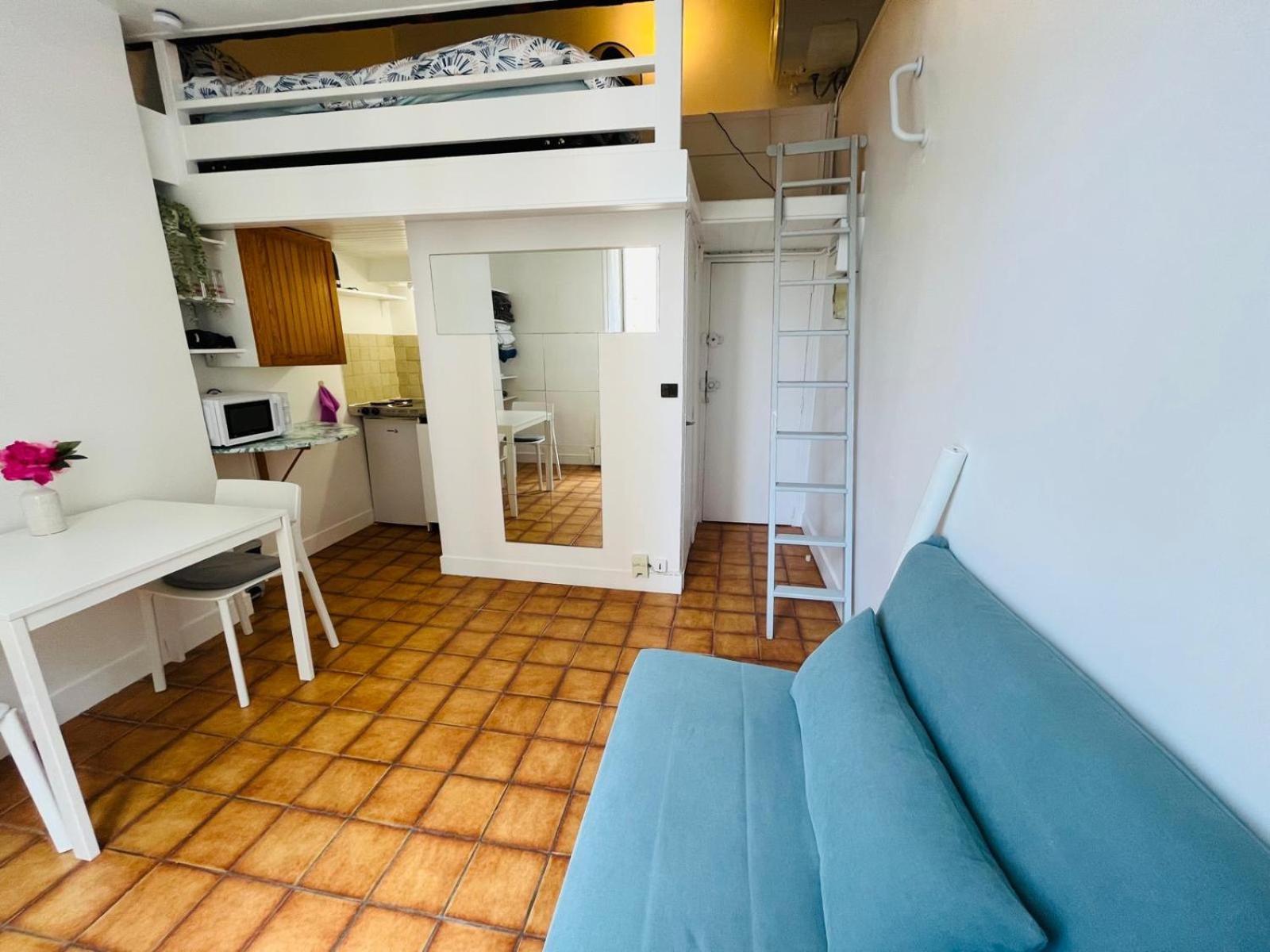 Apartment Dream Dwell Paris-cozy Loft With Mezzanine Near 5th *