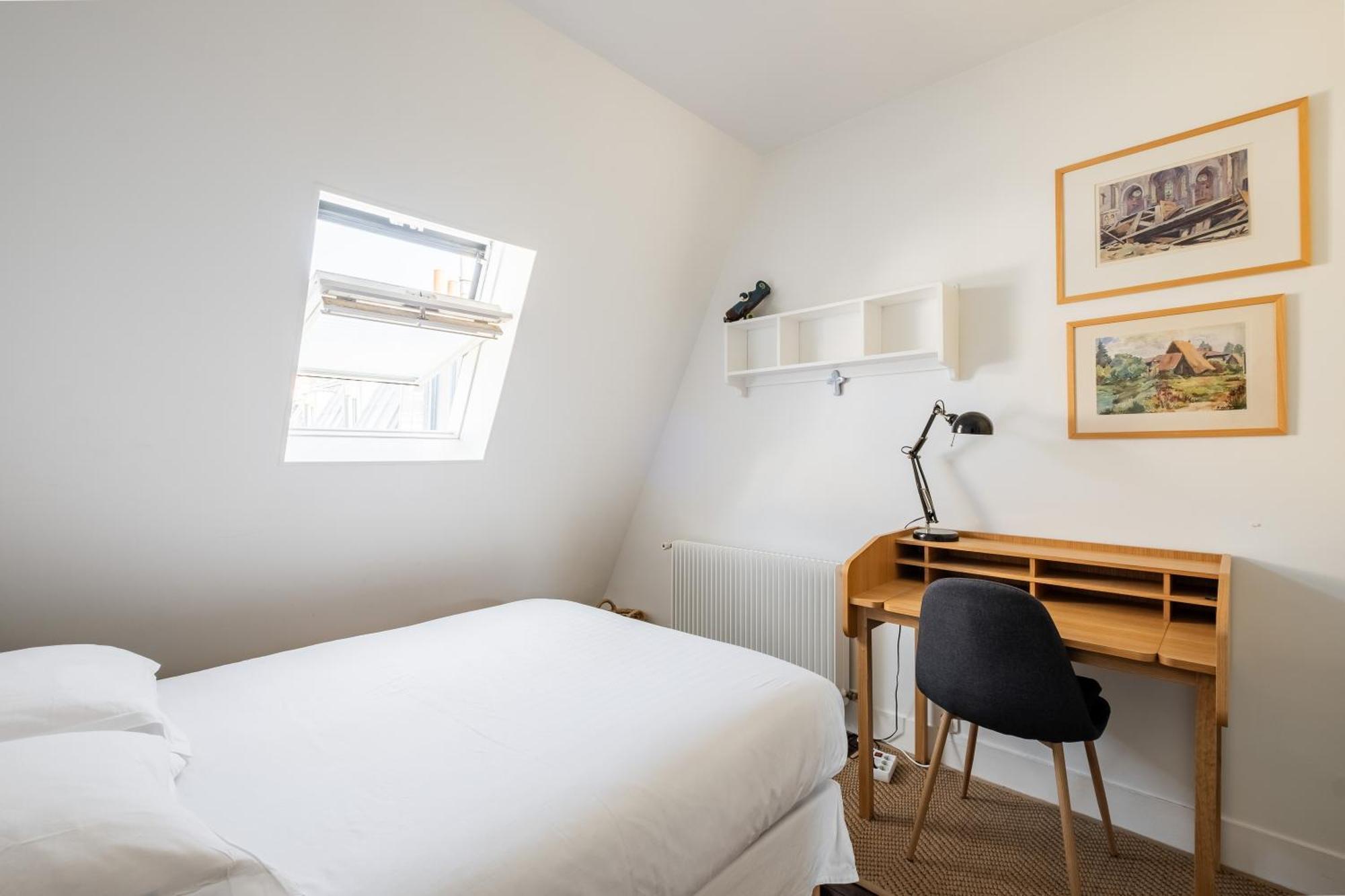 Apartment Veeve - Literary Radiance *