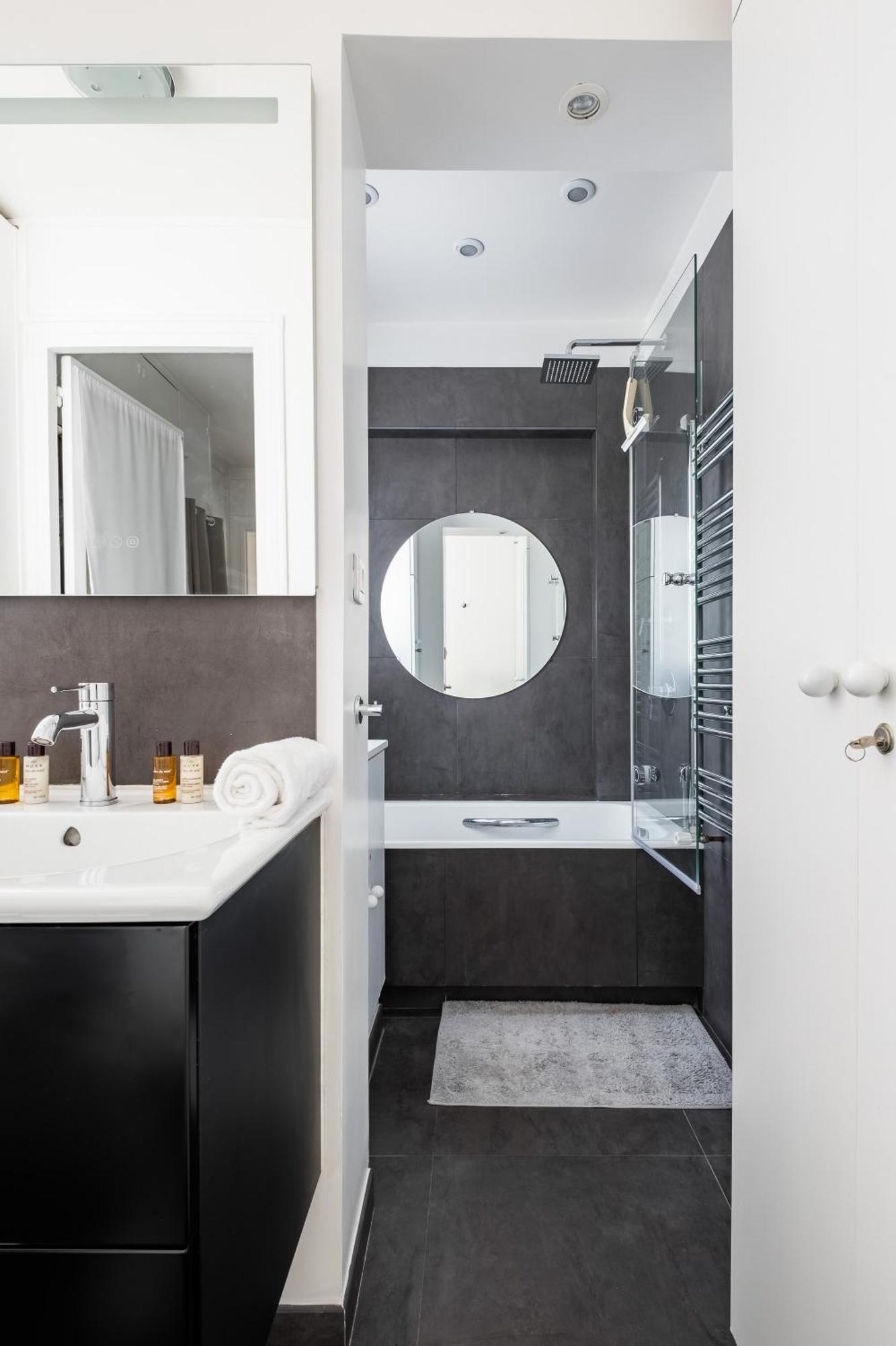 Apartment Veeve - Literary Radiance
