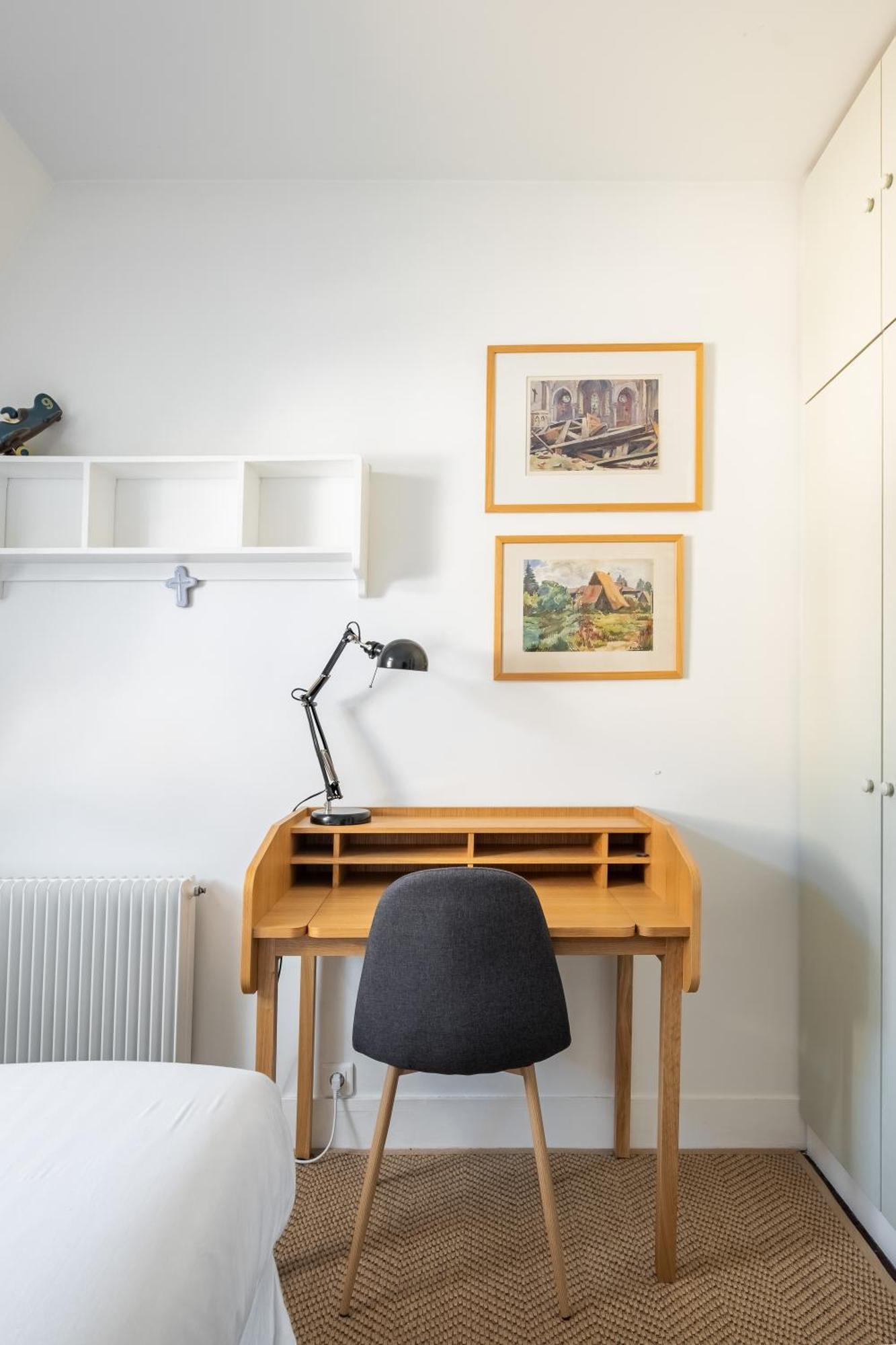 Apartment Veeve - Literary Radiance *