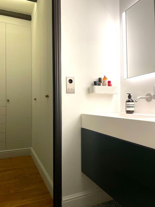 Golden Braque: Luxury Meet History Appartement