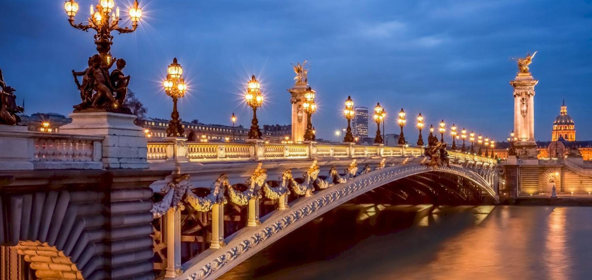 Privees - Seine & Louvre In The Connected Heart Of Homestay Paris