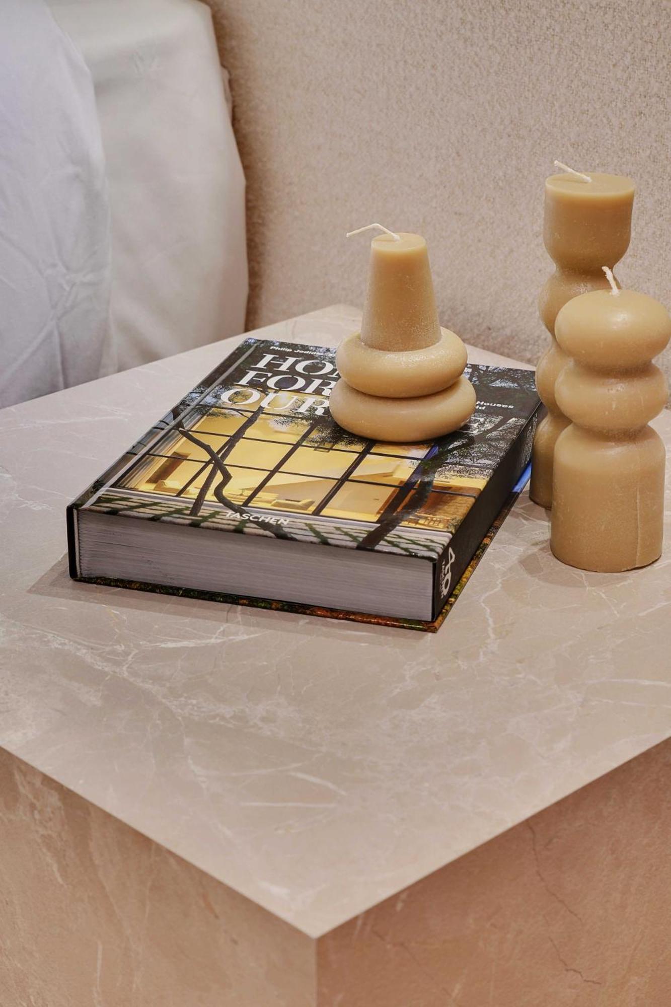 Luxury In The Heart Or Paris-notre Dame Apartment
