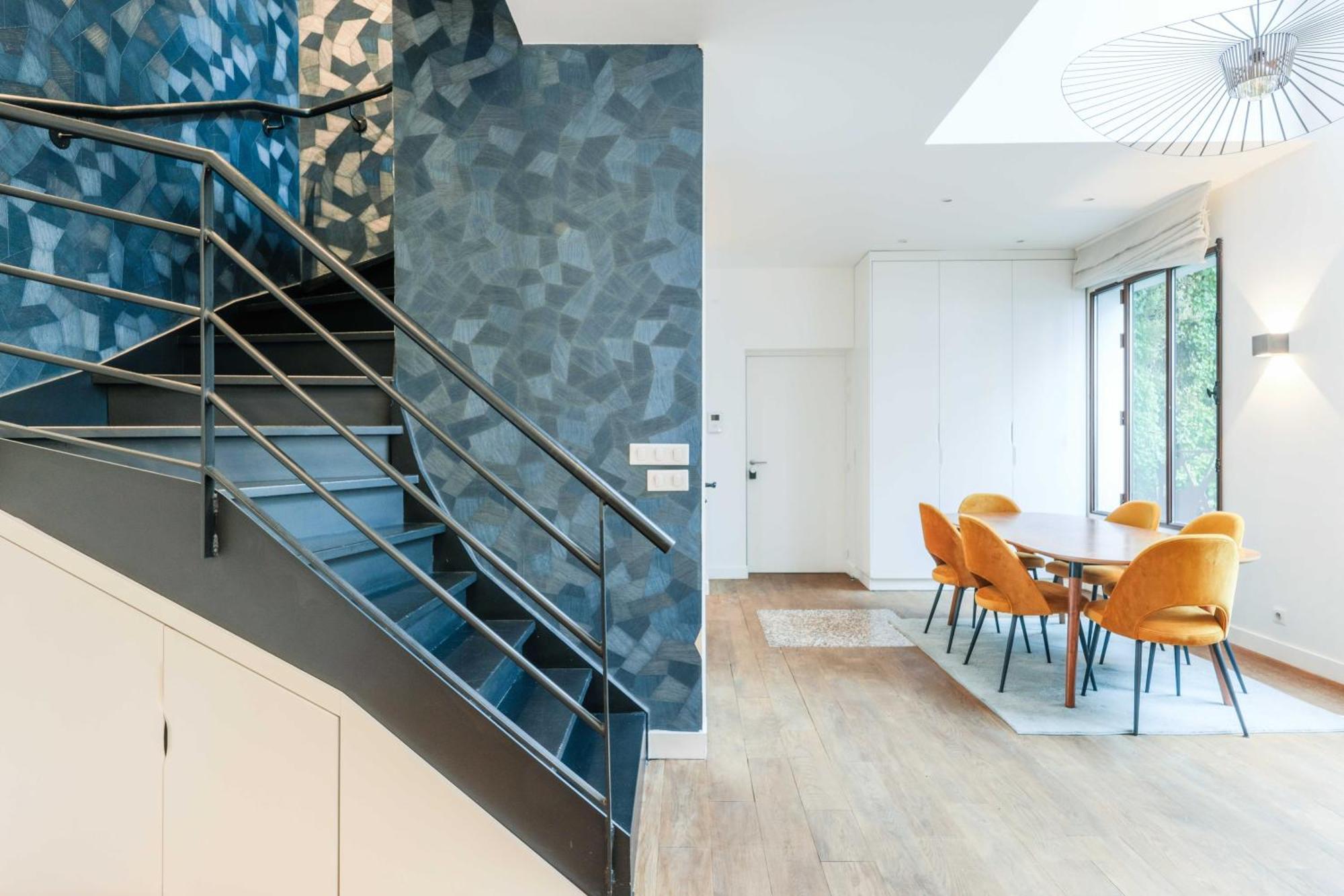Bastille - Elegant Duplex Loft -6p *