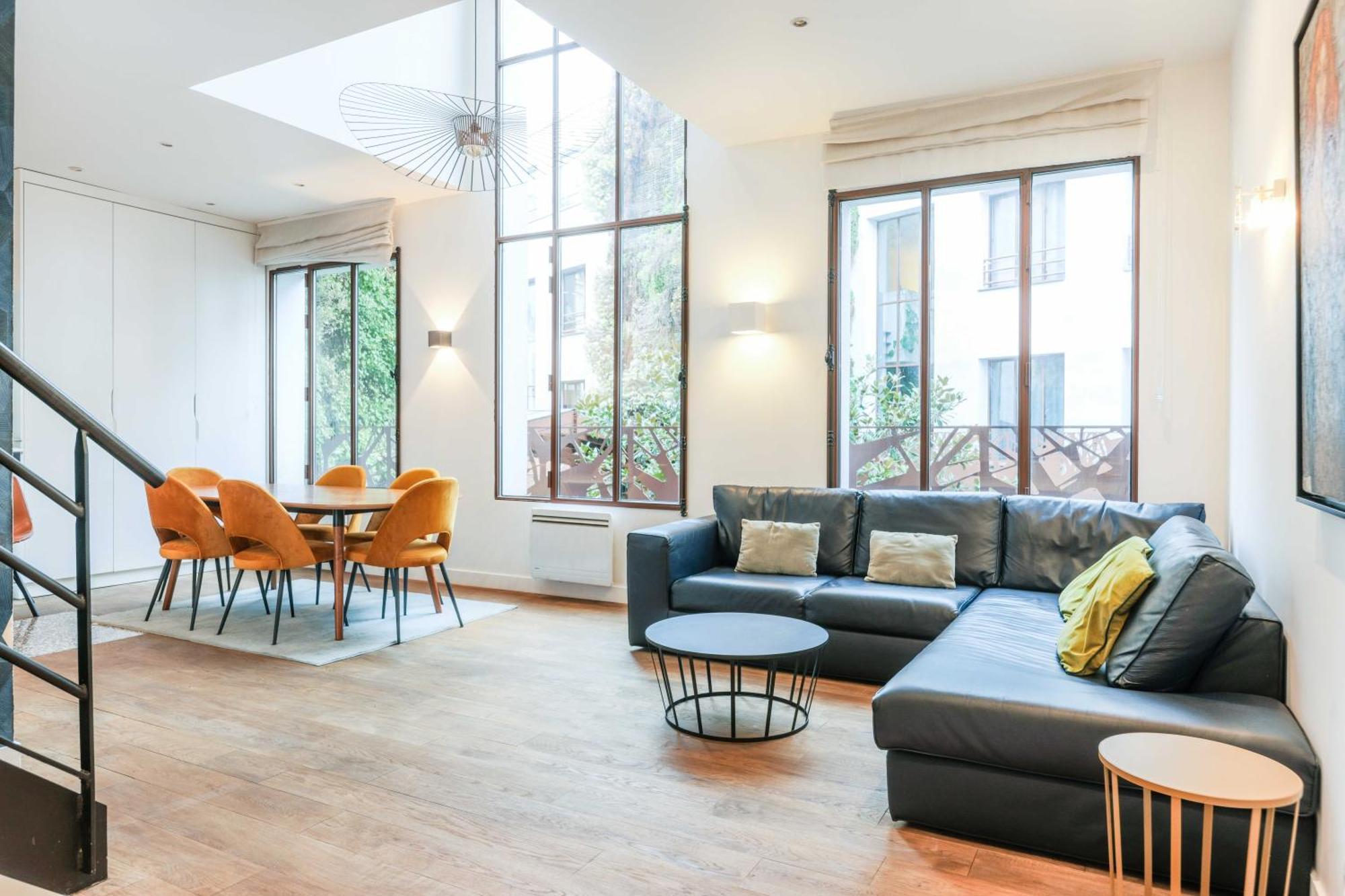 Bastille - Elegant Duplex Loft -6p Paris