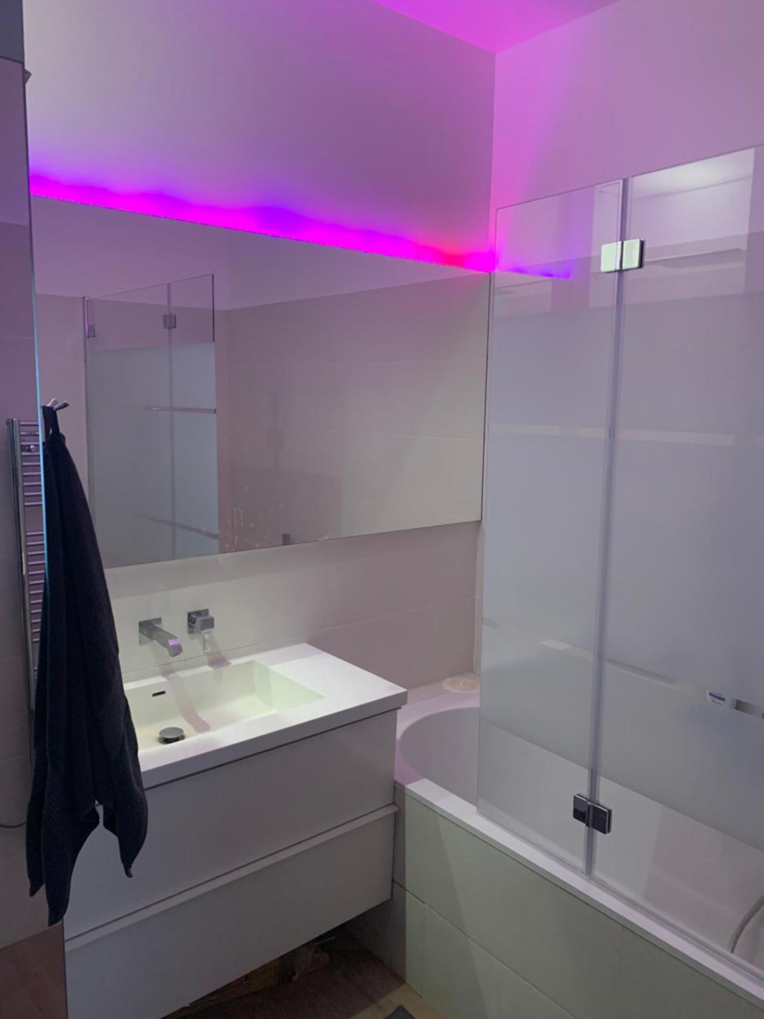 Two-bed - Saint-lazare * Paris