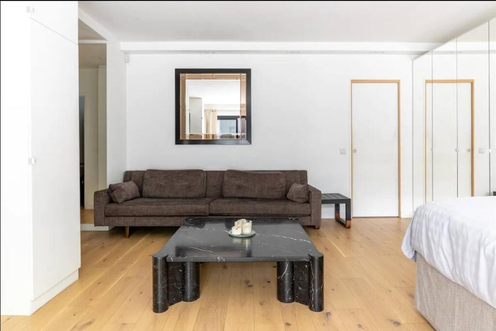 Apartment Passy Ranelagh Superbe Avec Terrasse