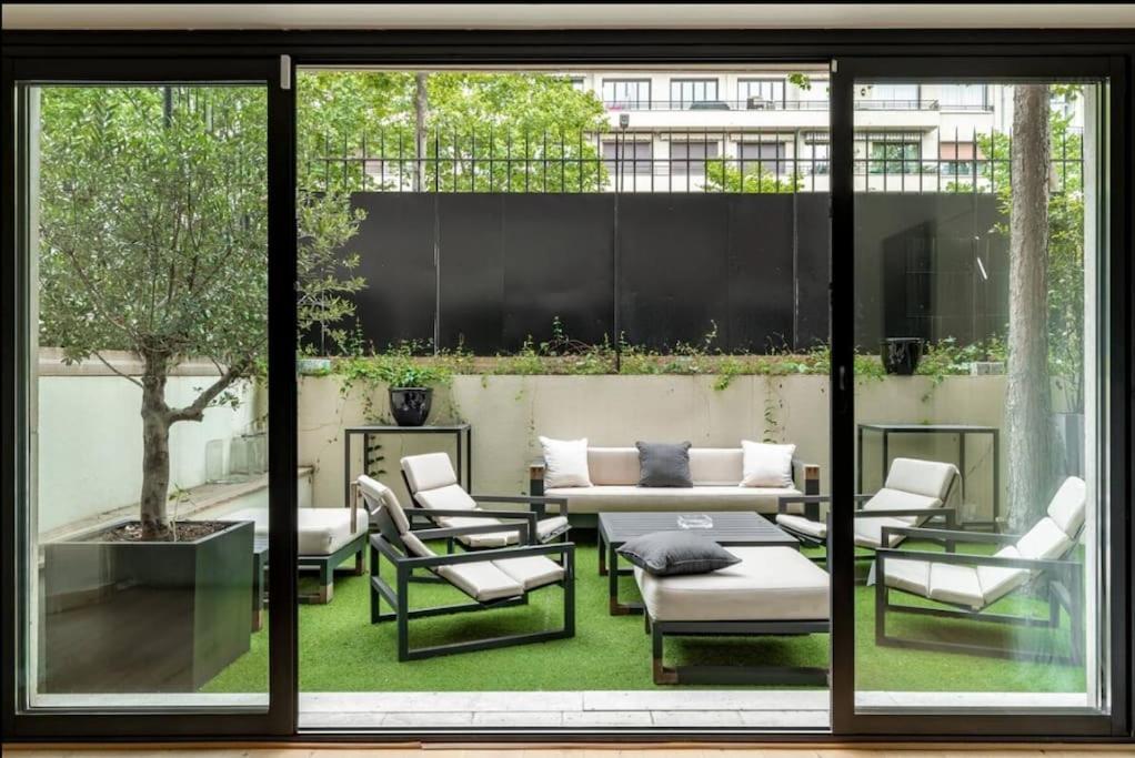 Apartment Passy Ranelagh Superbe Avec Terrasse *