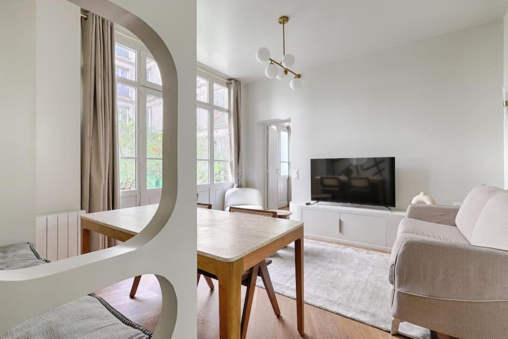 Apartment Luxury 1br Montmartre Condorcet *