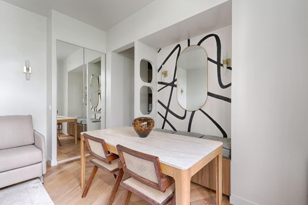Luxury 1br Montmartre Condorcet Apartment