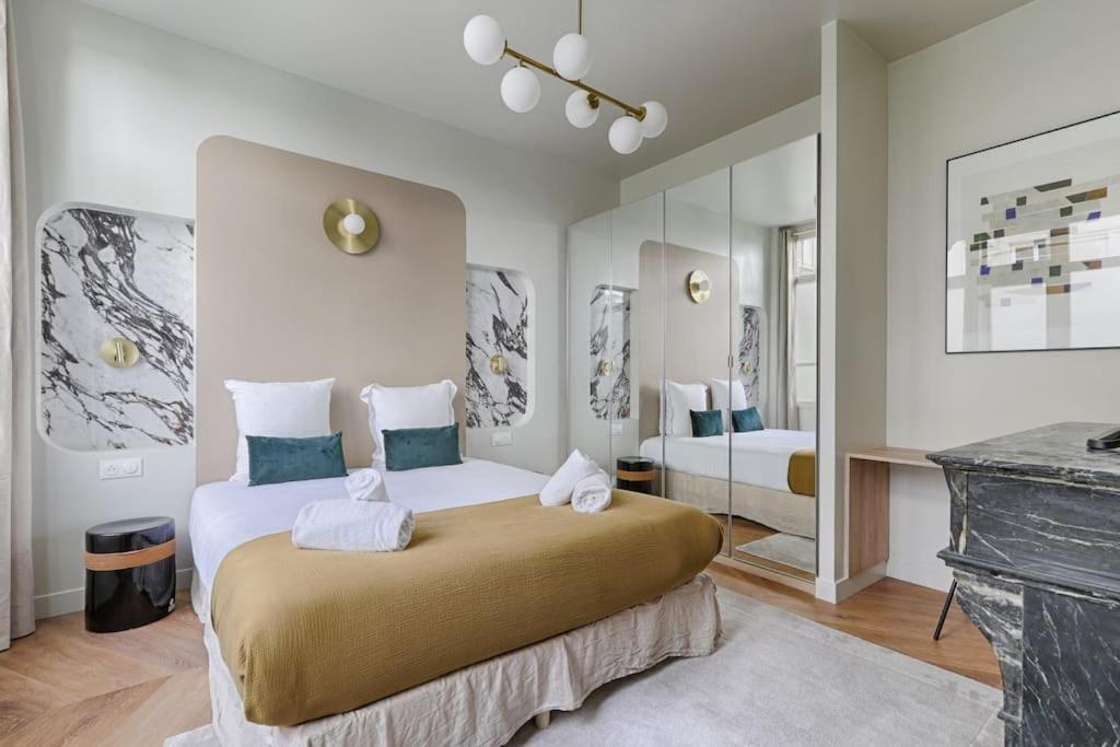 Luxury 1br Montmartre Condorcet Paris