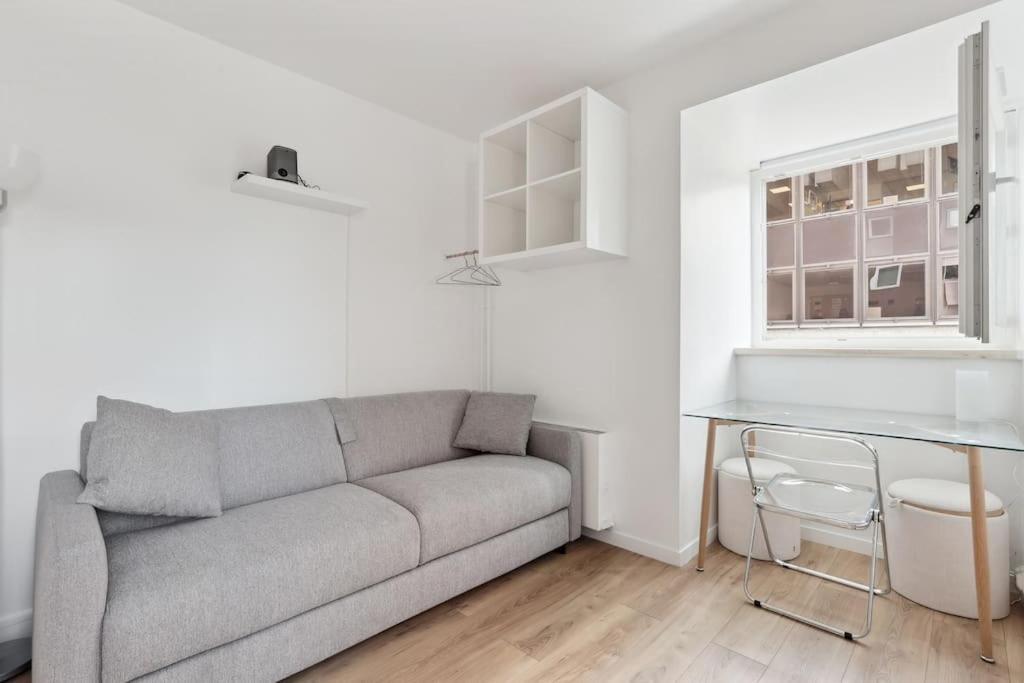 Id 412 - Cozy Near Eifel Tower *