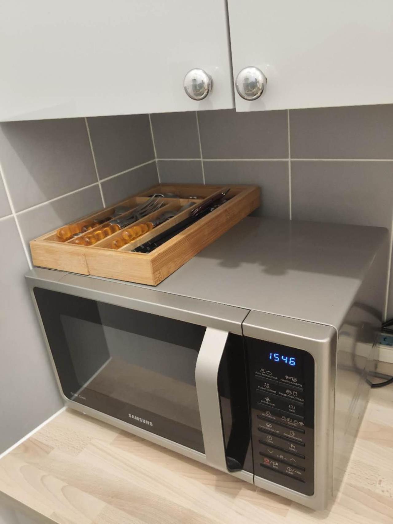 New Charming Comfortable In 10-near Metro Paris