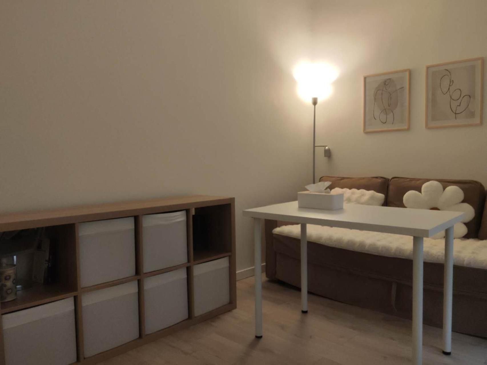 Apartment New Charming Comfortable In 10-near Metro Paris