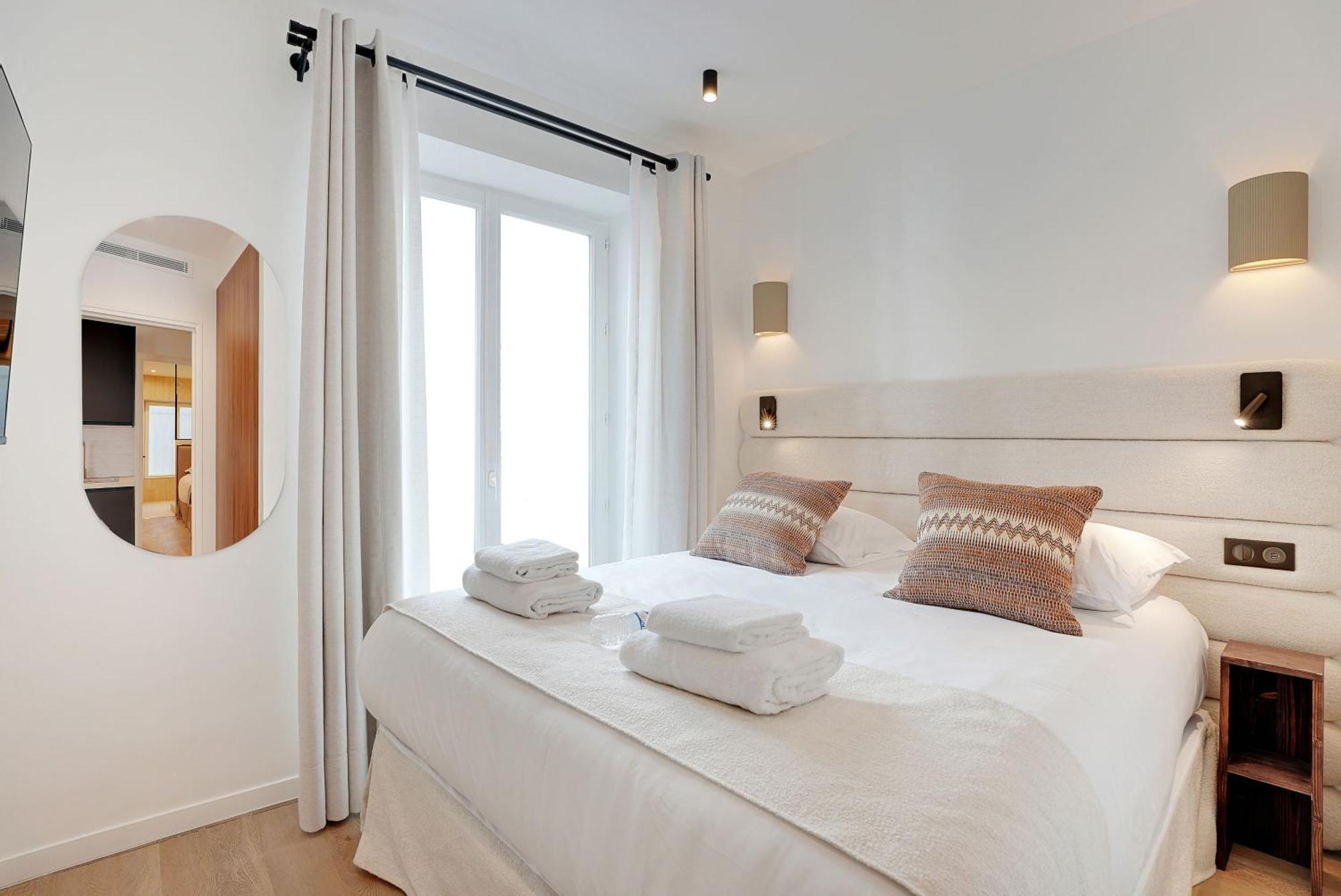 Luxurious - 2br-6p - Palais Opera Apartment