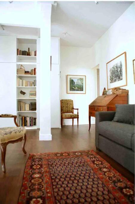 The Eifel Tower Artist Loft * Paris