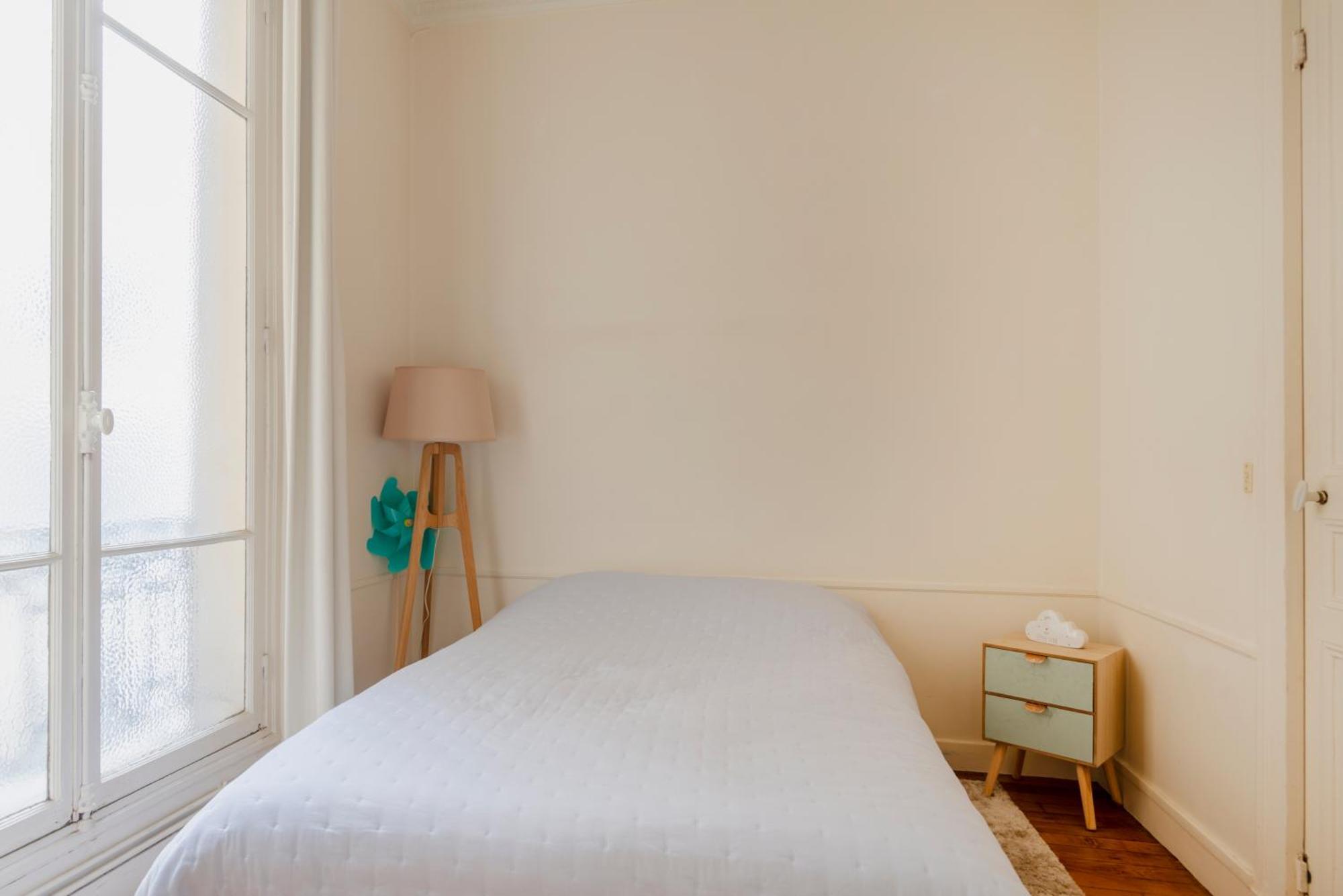 Prestigious Triangle D'or 2br Champs-elysee - Montaigne Appartement *