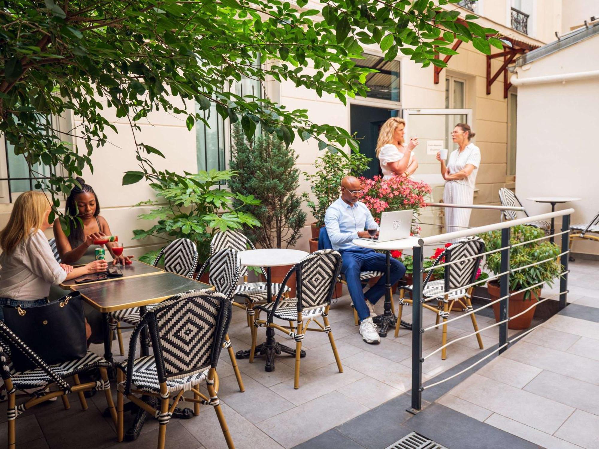 Ibis Styles Batignolles Paris