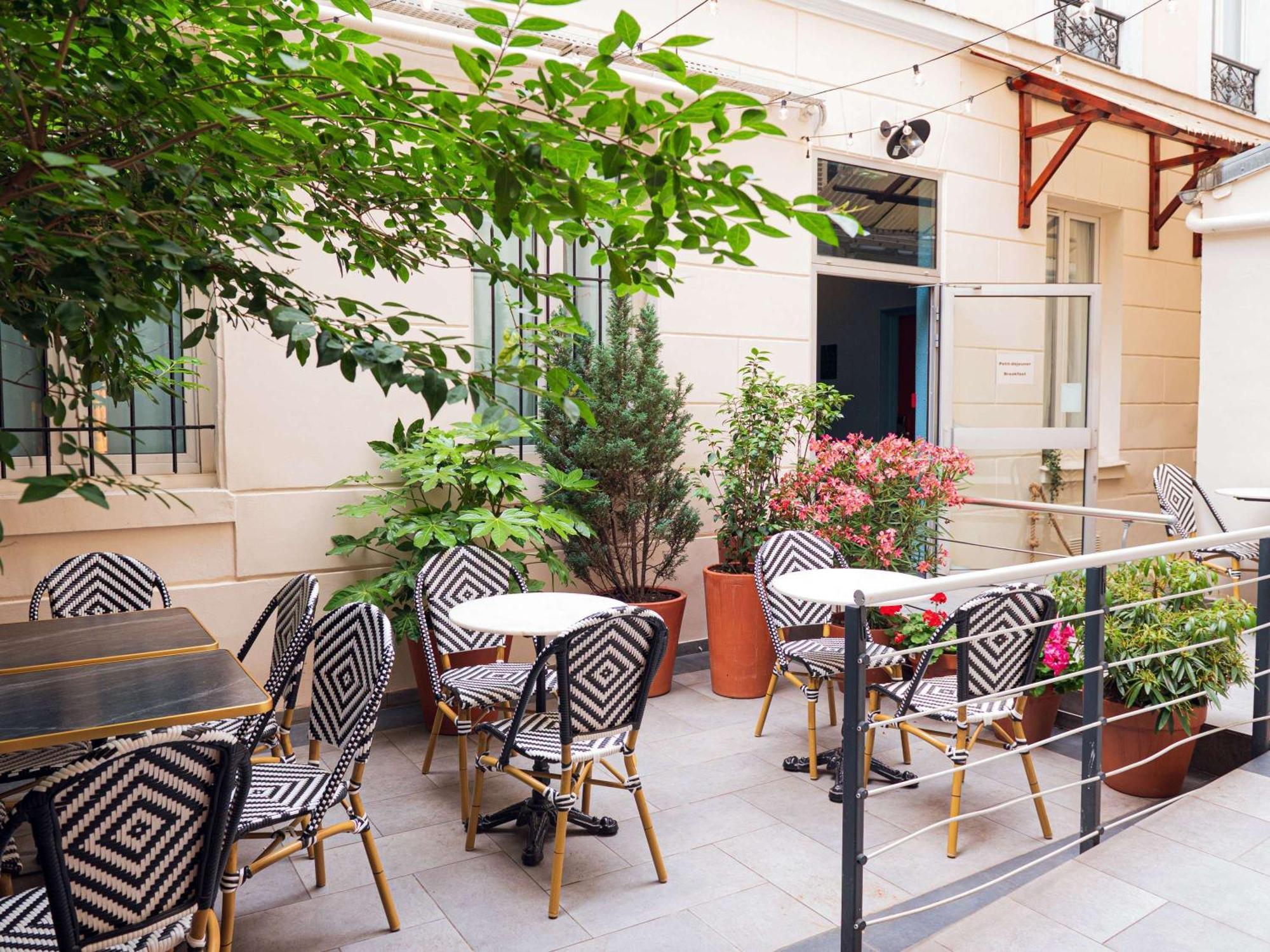 Ibis Styles Batignolles 3* Paris