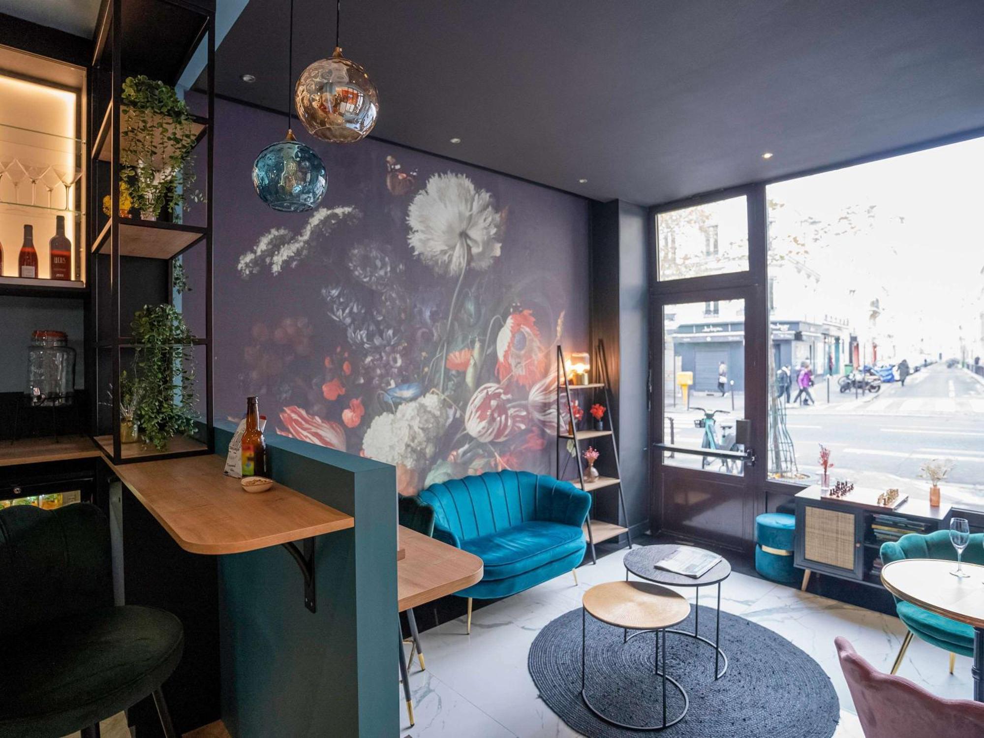 Ibis Styles Batignolles Hotel 3*