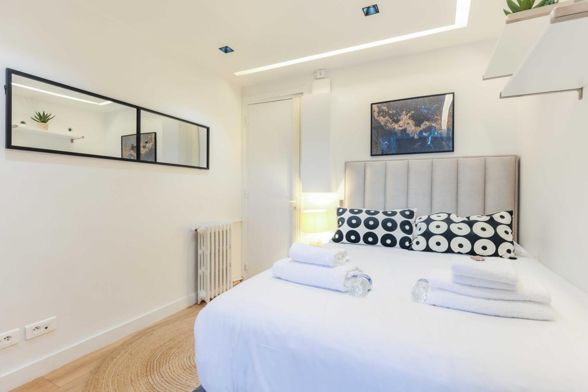 Elegant Studio - 2p - Arc De Triomphe Appartement Paris
