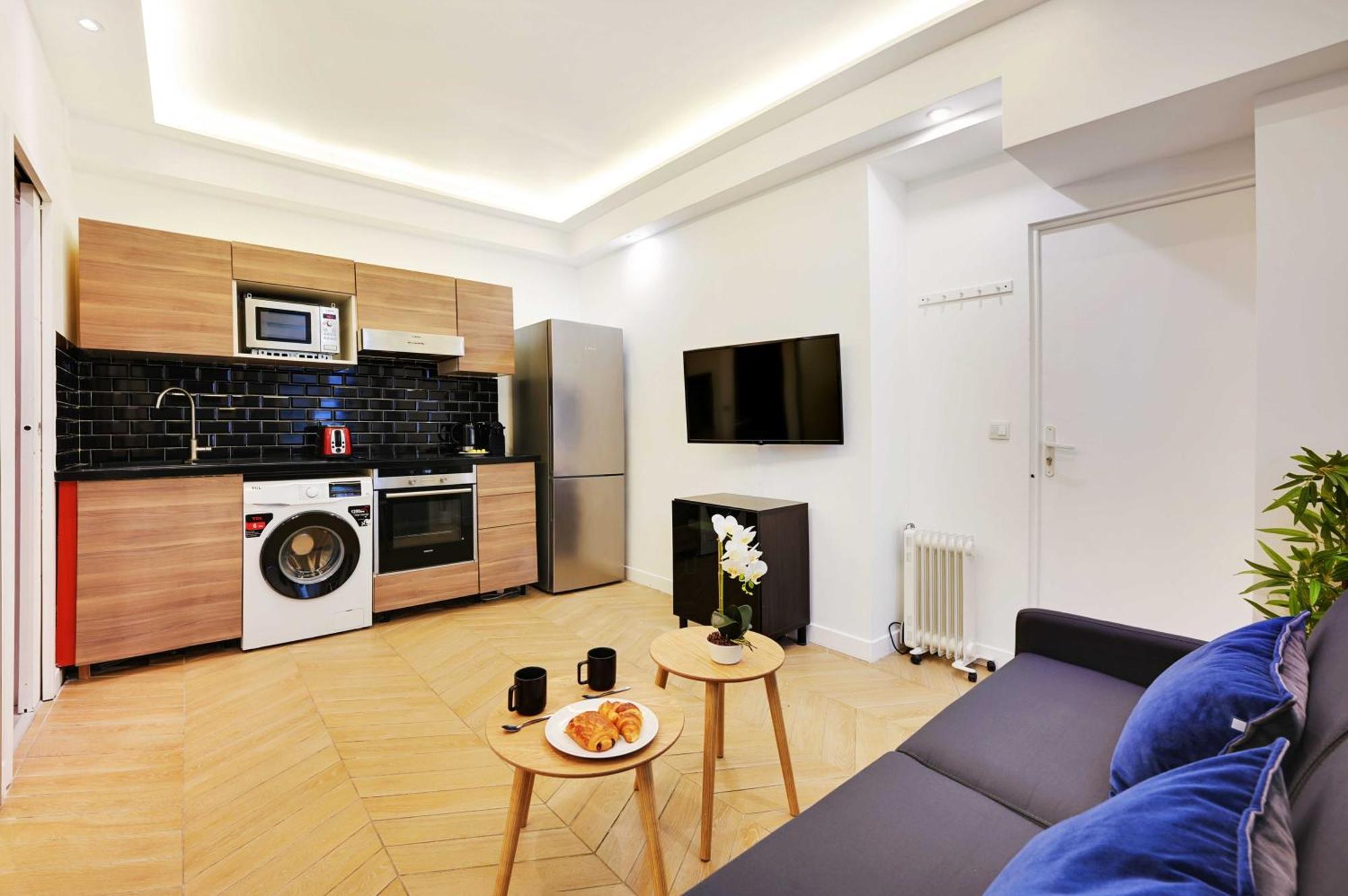 Serenity At Bastille Paris