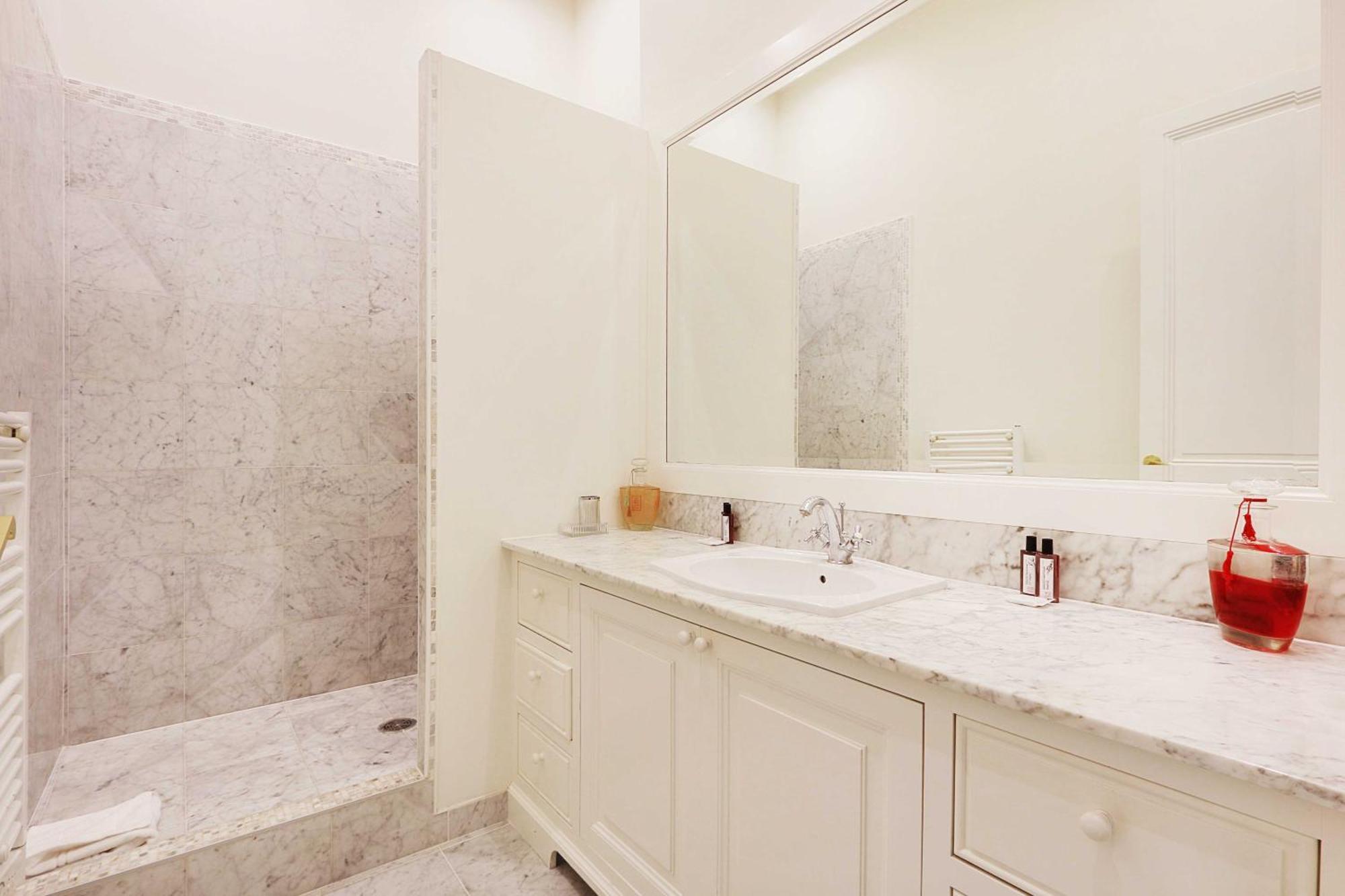 Sublime - 2br-4p - Arc De Triomphe Paris
