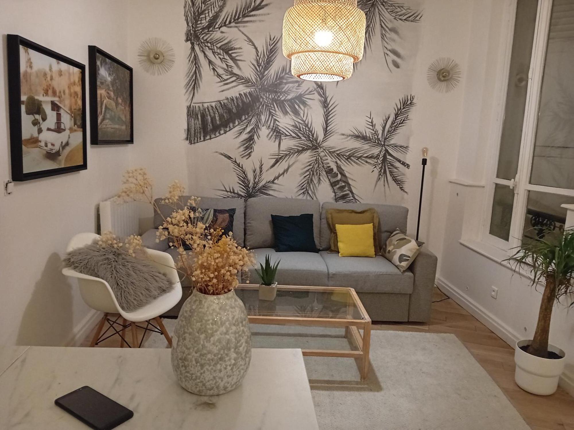 Apartment Center 6eme ,gare Montparnasse 1 Minute,5 Minute Eiffel Tour And Louvre Meusm Paris