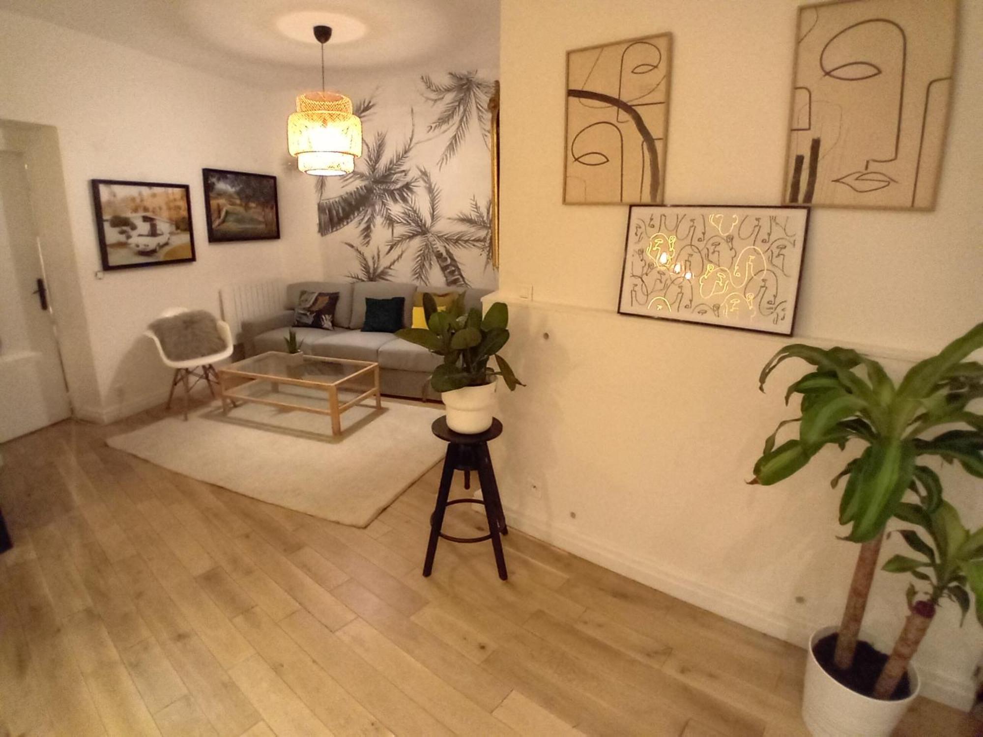 Center 6eme ,gare Montparnasse 1 Minute,5 Minute Eiffel Tour And Louvre Meusm Apartment *