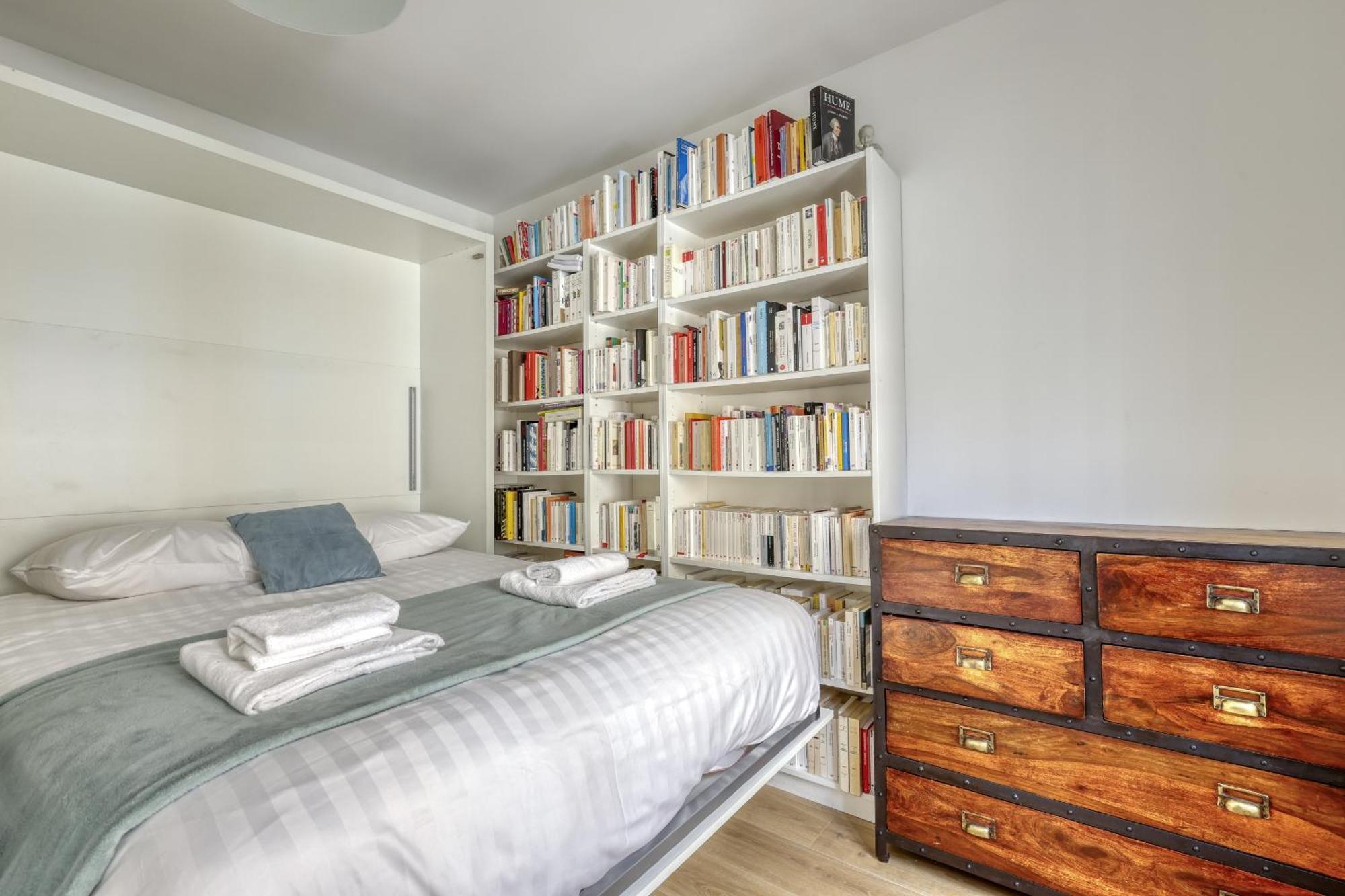 Apartment Superb Flat With Balcony - Near Notre-dame - 05 Paris