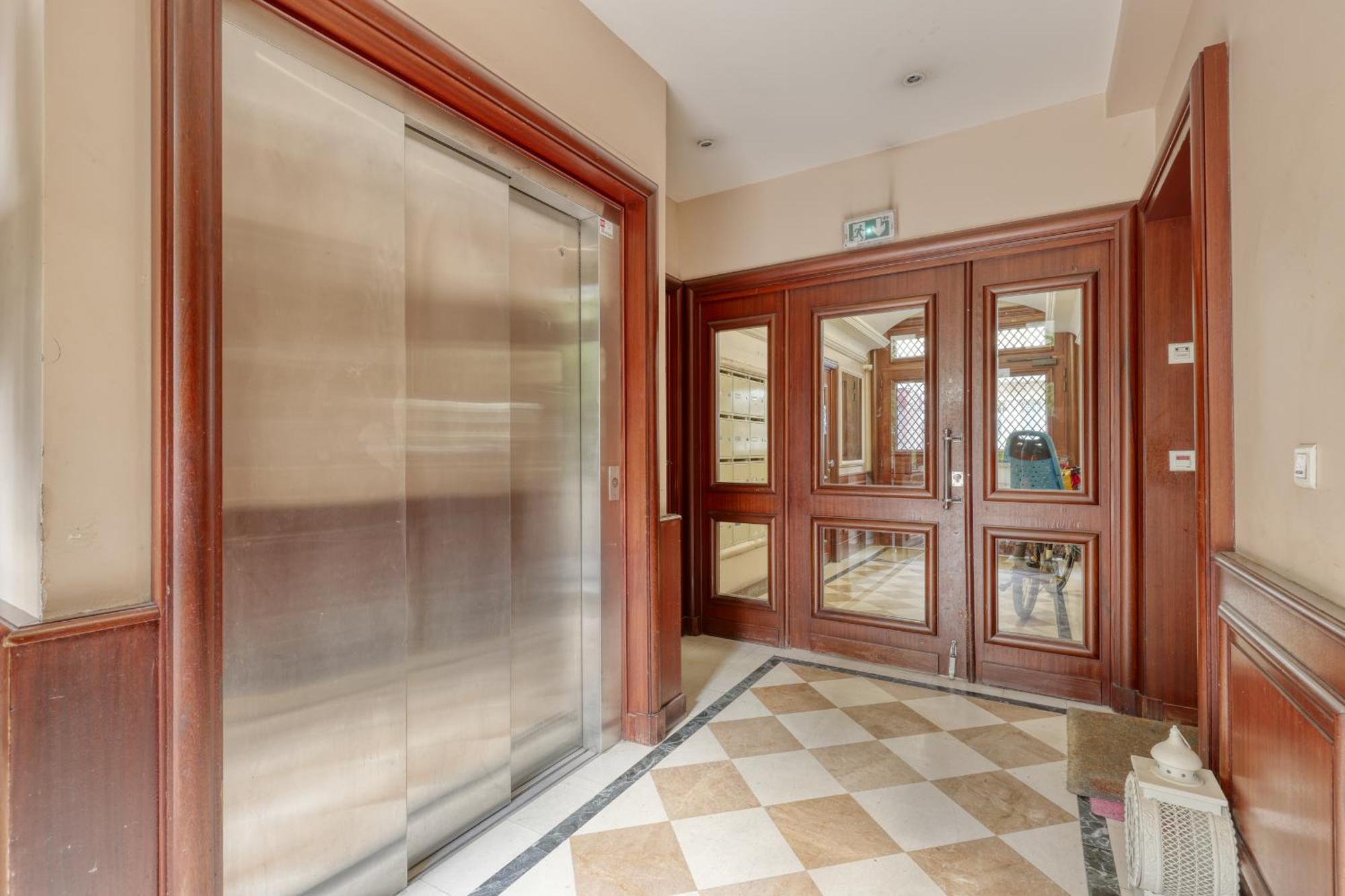 Apartment Superb Flat With Balcony - Near Notre-dame - 05 Paris