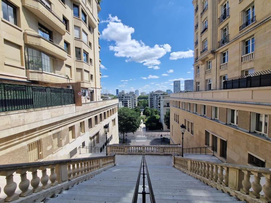 Apartment Luxe Parisien, Charme 16e - A 2 Pas Du Trocadero Paris