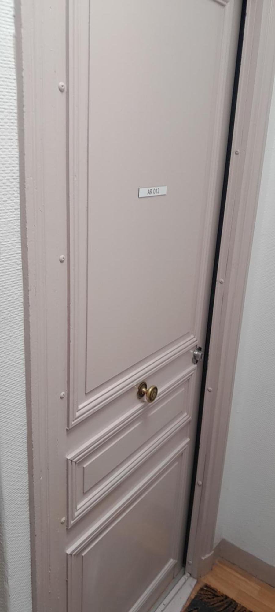 Location Ar 012 Apartment