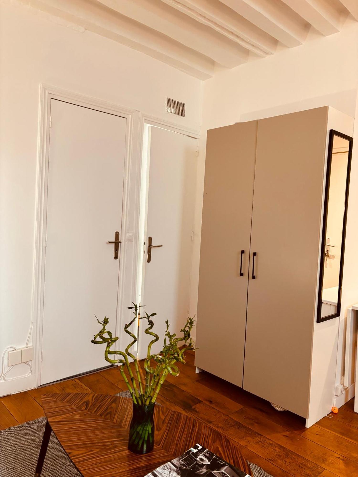Charme Du Marais Paris