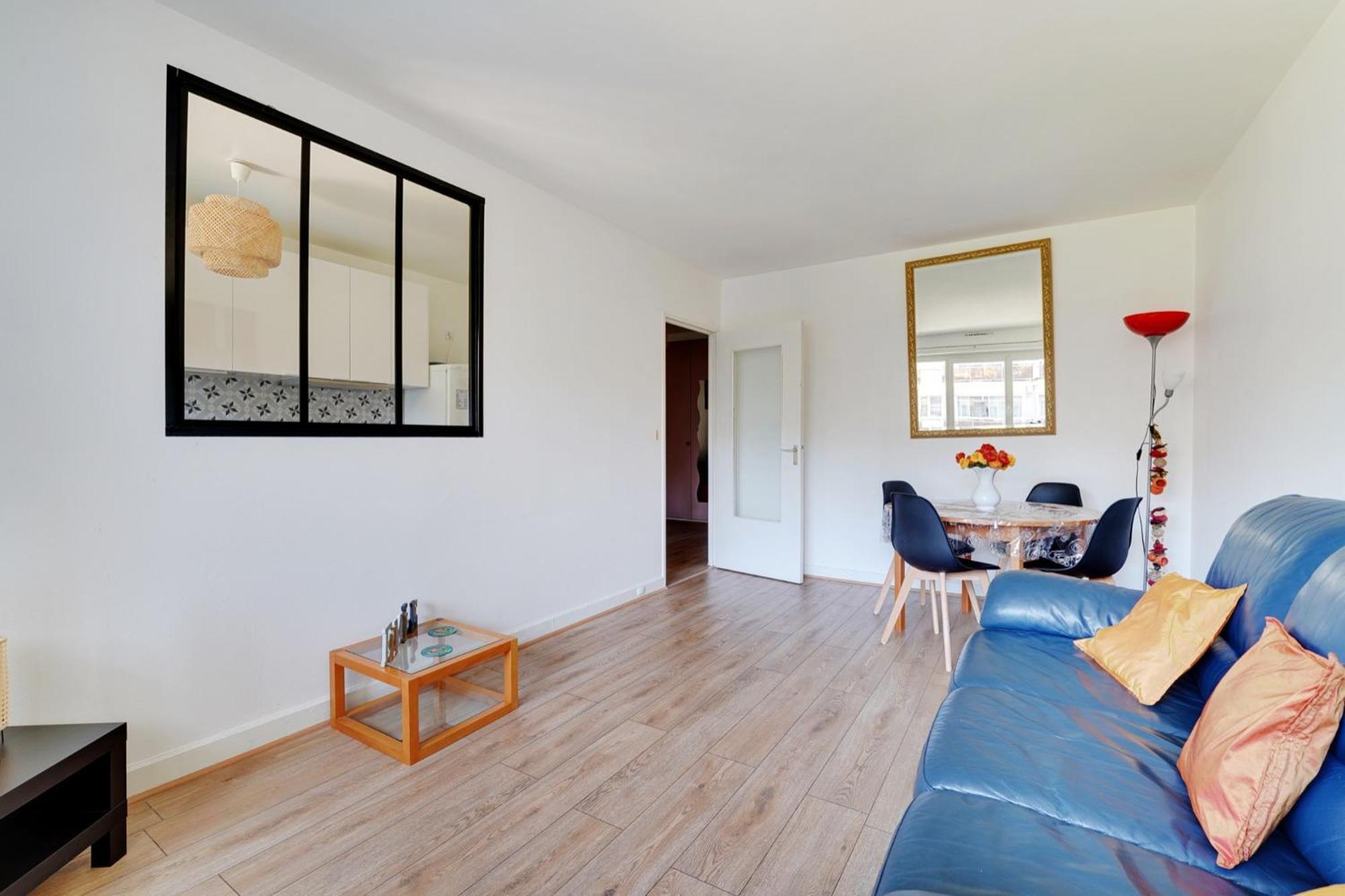 Familial Spacieux 2ch Avec Parking Prive Sup Apartamento