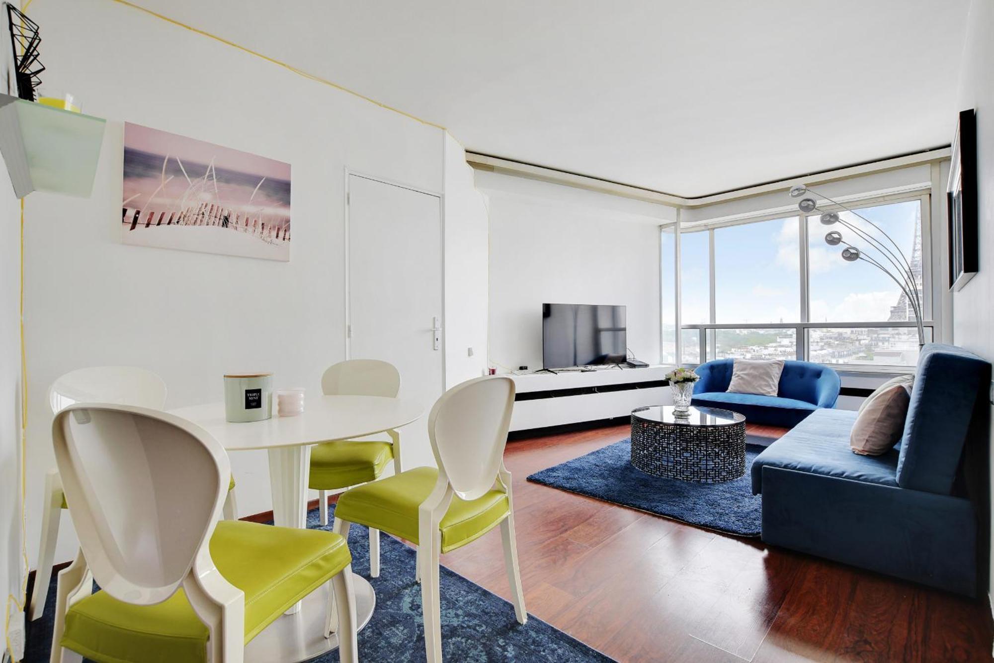 Vue Imprenable Sur La Tour Eiffel Et La Seine Apartment Paris