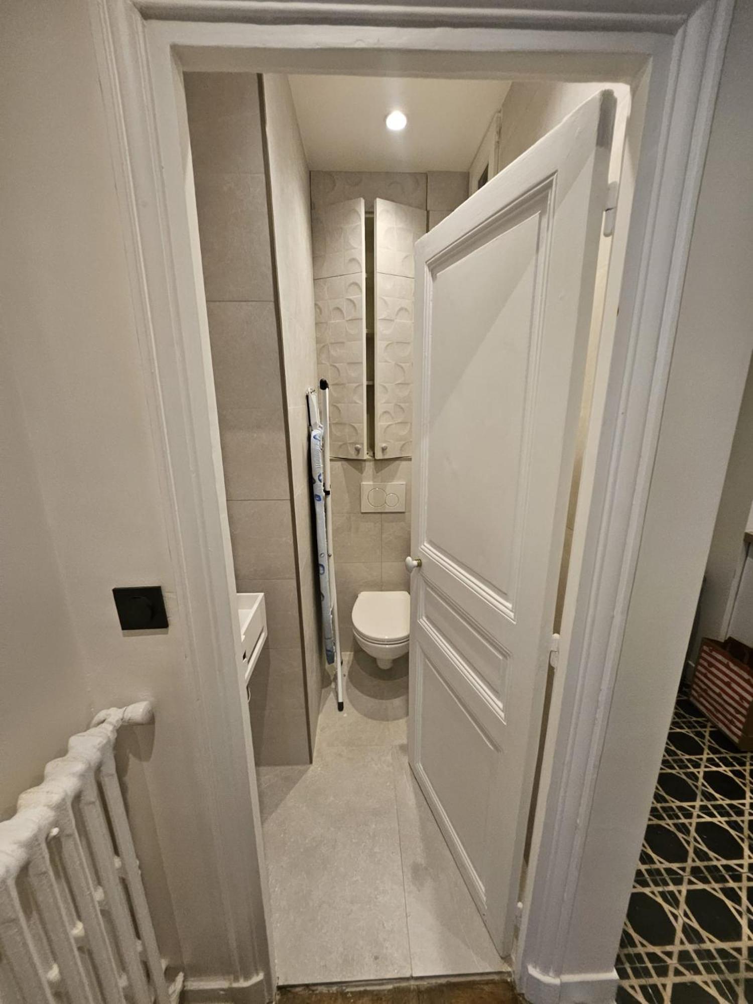 Luxury In 7th District With Tour Eiffel View Apartment