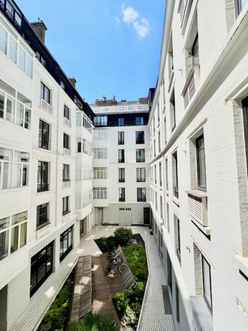 Apartment Luxury Champs Elysees
