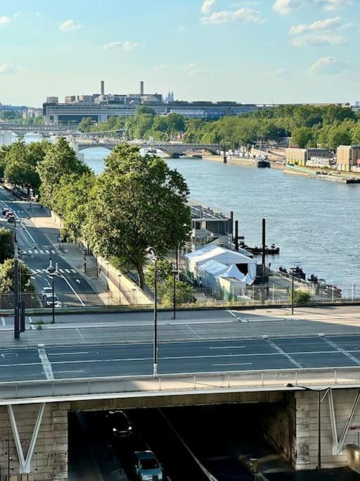 Vue Sur Seine 13eme Arrondissement * Paris
