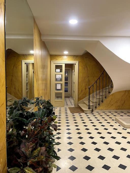 Wonderful Parisian Apartment