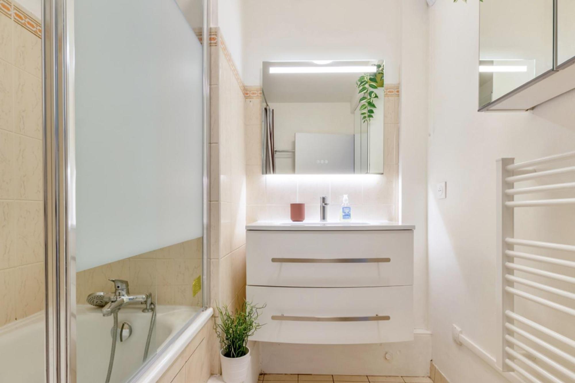 2 With Garden Apartment *
