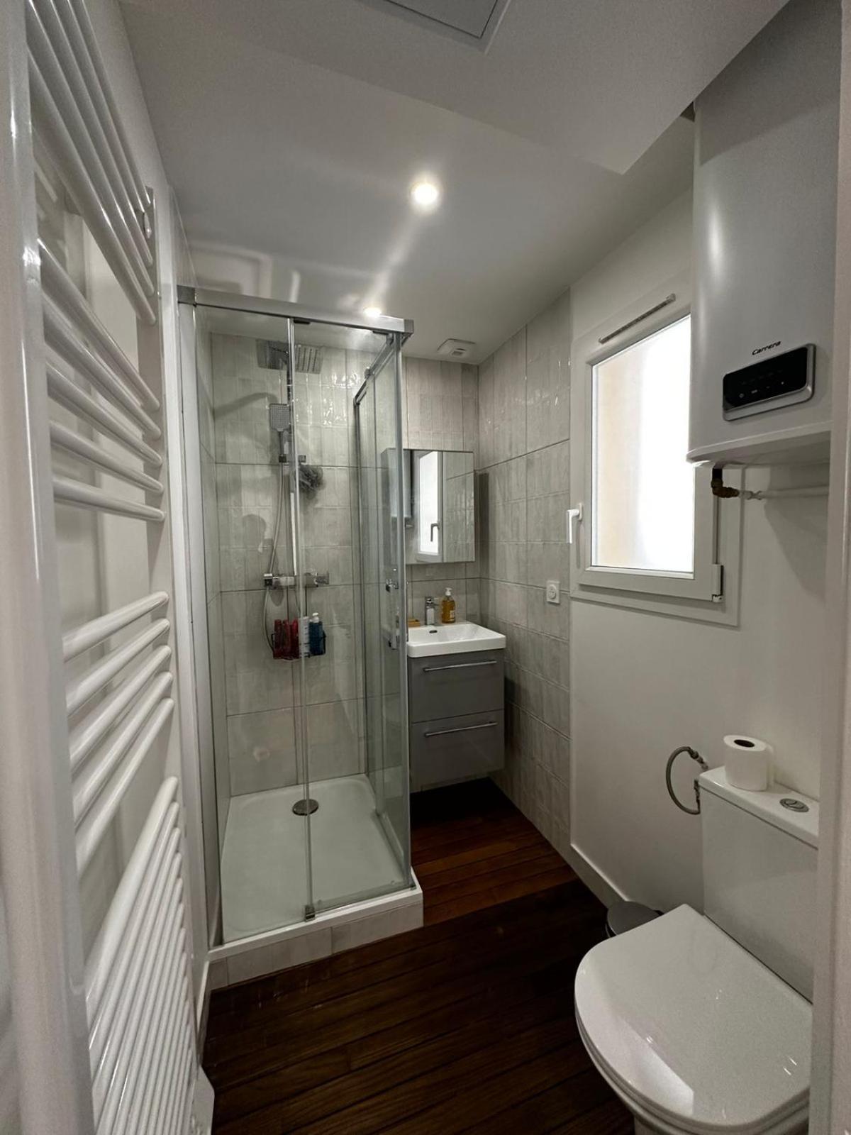 Cozy Parisian Flat In 11th Arr * Paris