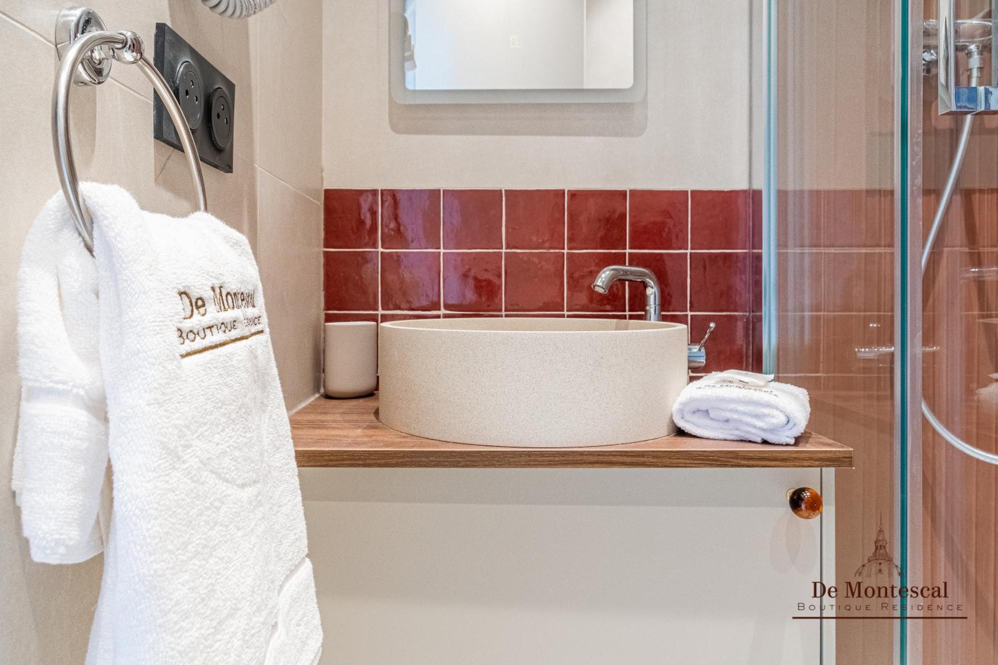 De Montescal- Montparnasse With Ac 11 To 14m2 In A Prime Location Apartamento *