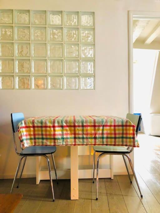 Charming In Le Marais Apartment Paris