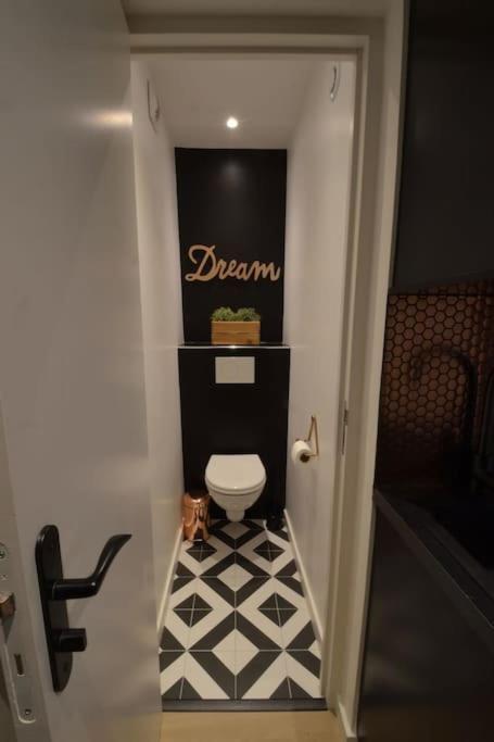 Stunning Near Canal St Martin - Divine Moon Apartment *