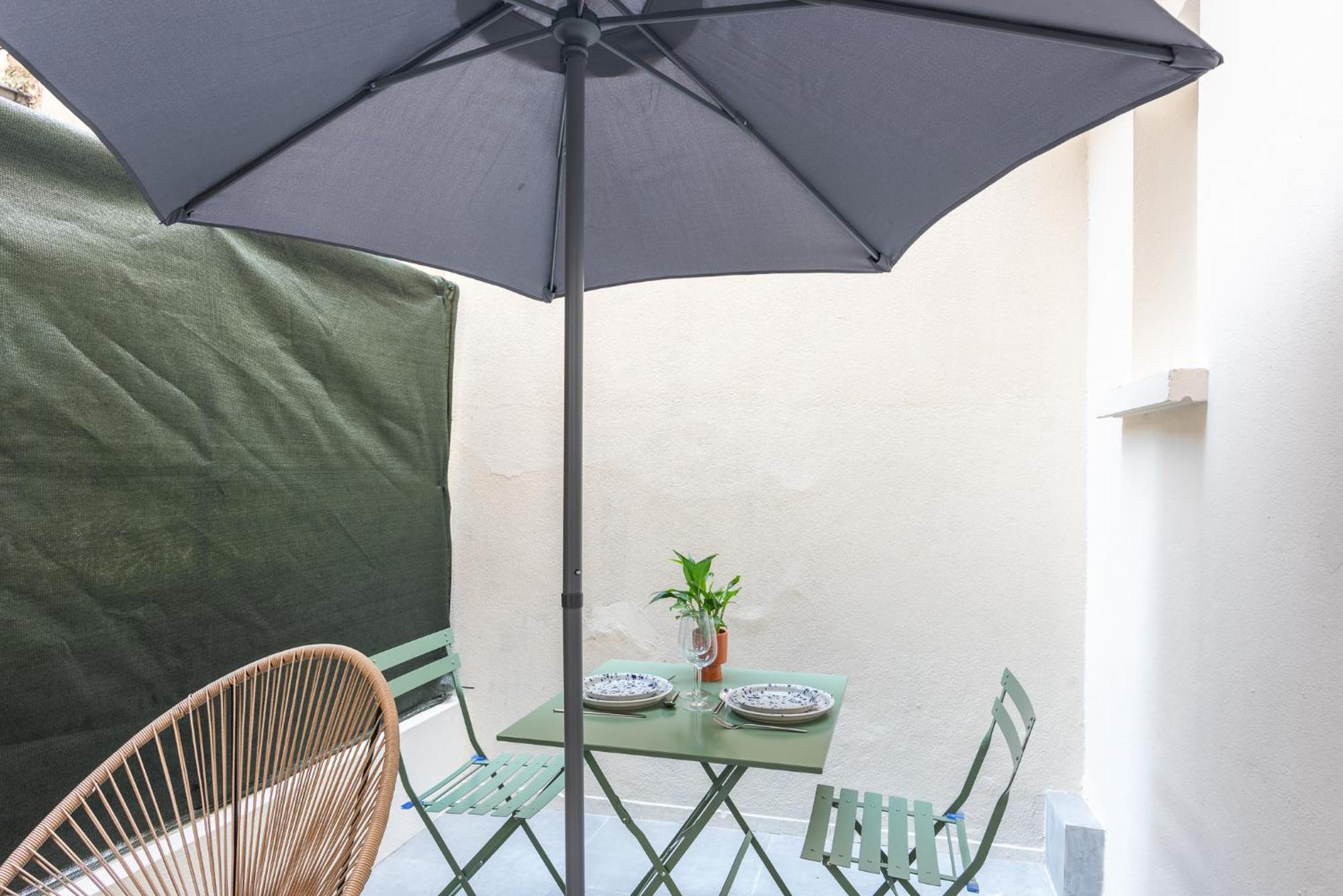Charming With Terrace - Near Montmartre Apartment Paris