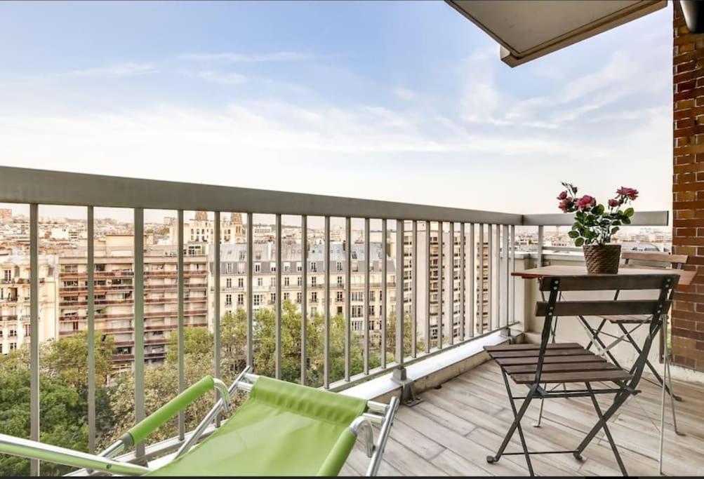 Avec Vue Panoramique 11 Paris