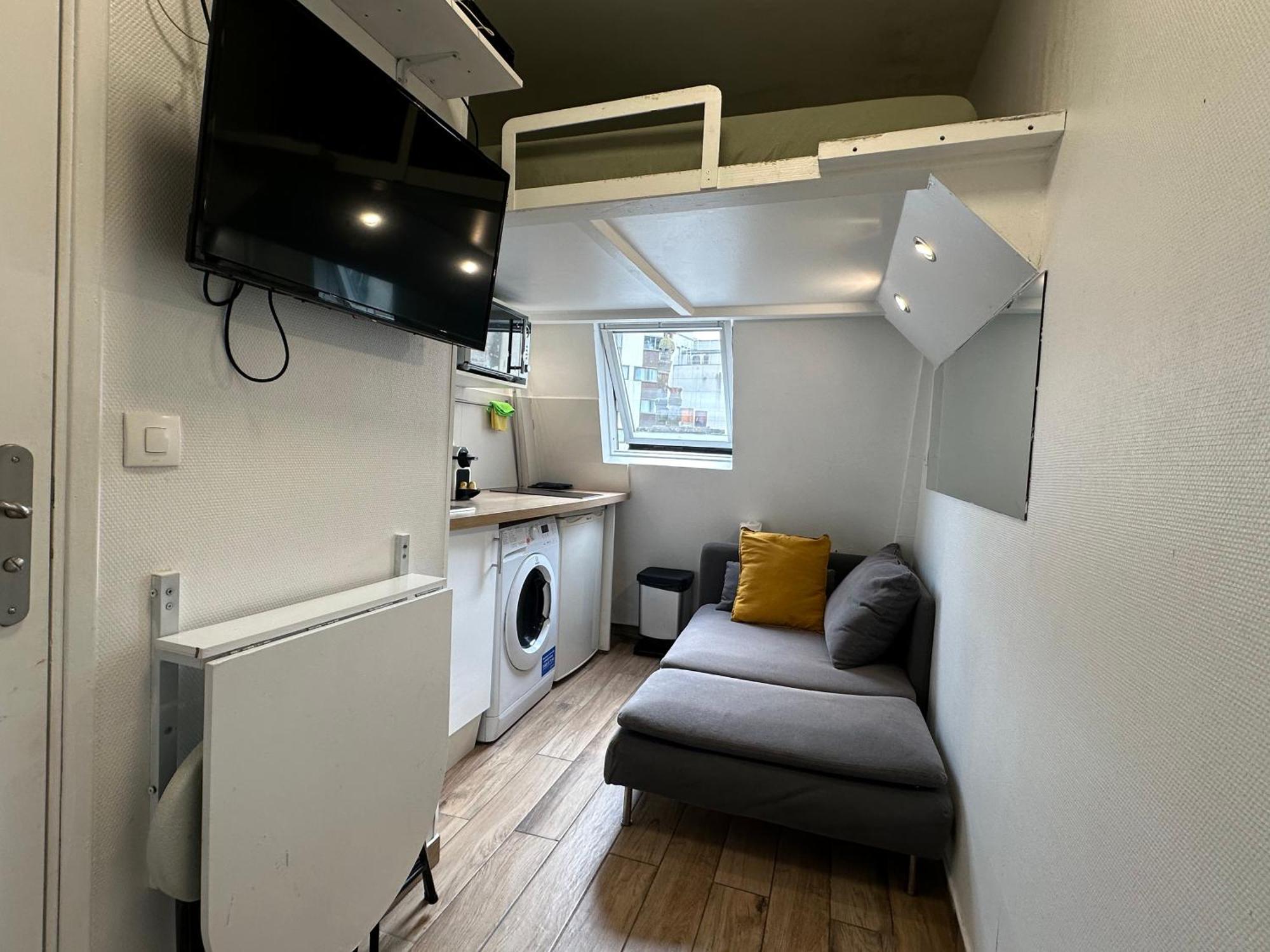 Cosy Near Champs-elysees - Arc De Triomphe Apartment *