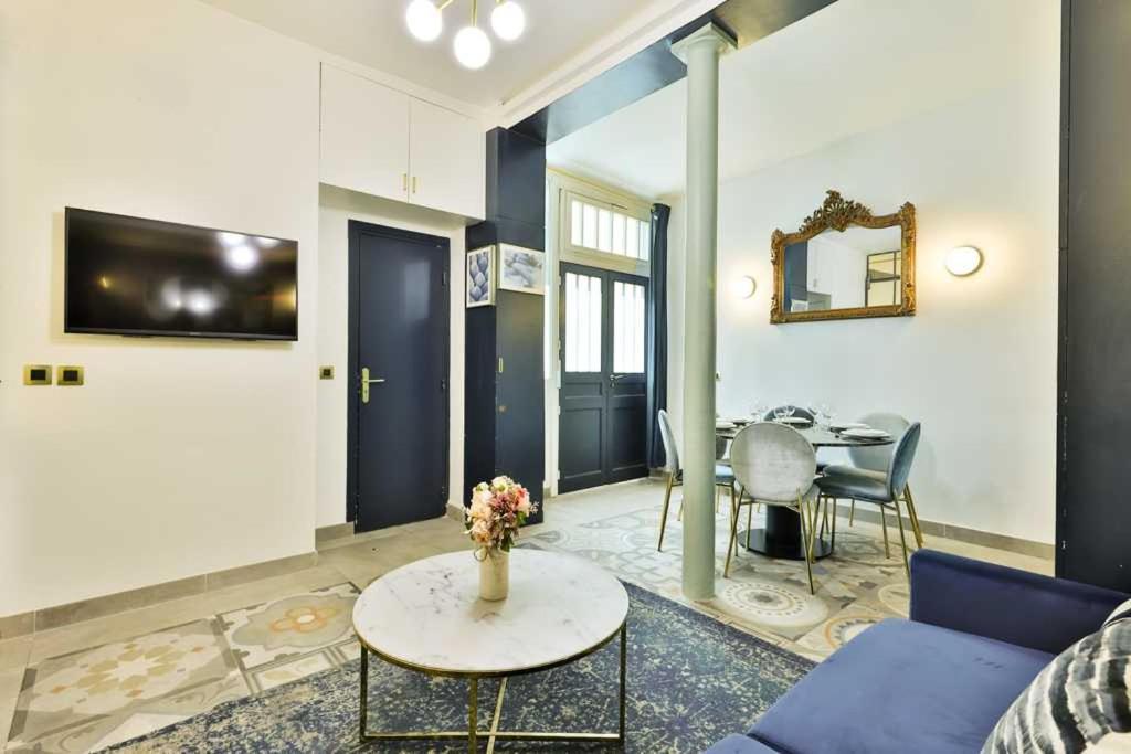 Apartment Lovely Loft With 2 Bedrooms Air Conditioned *
